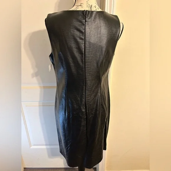 Shelby & Palmer faux leather dress - Picture 4 of 4
